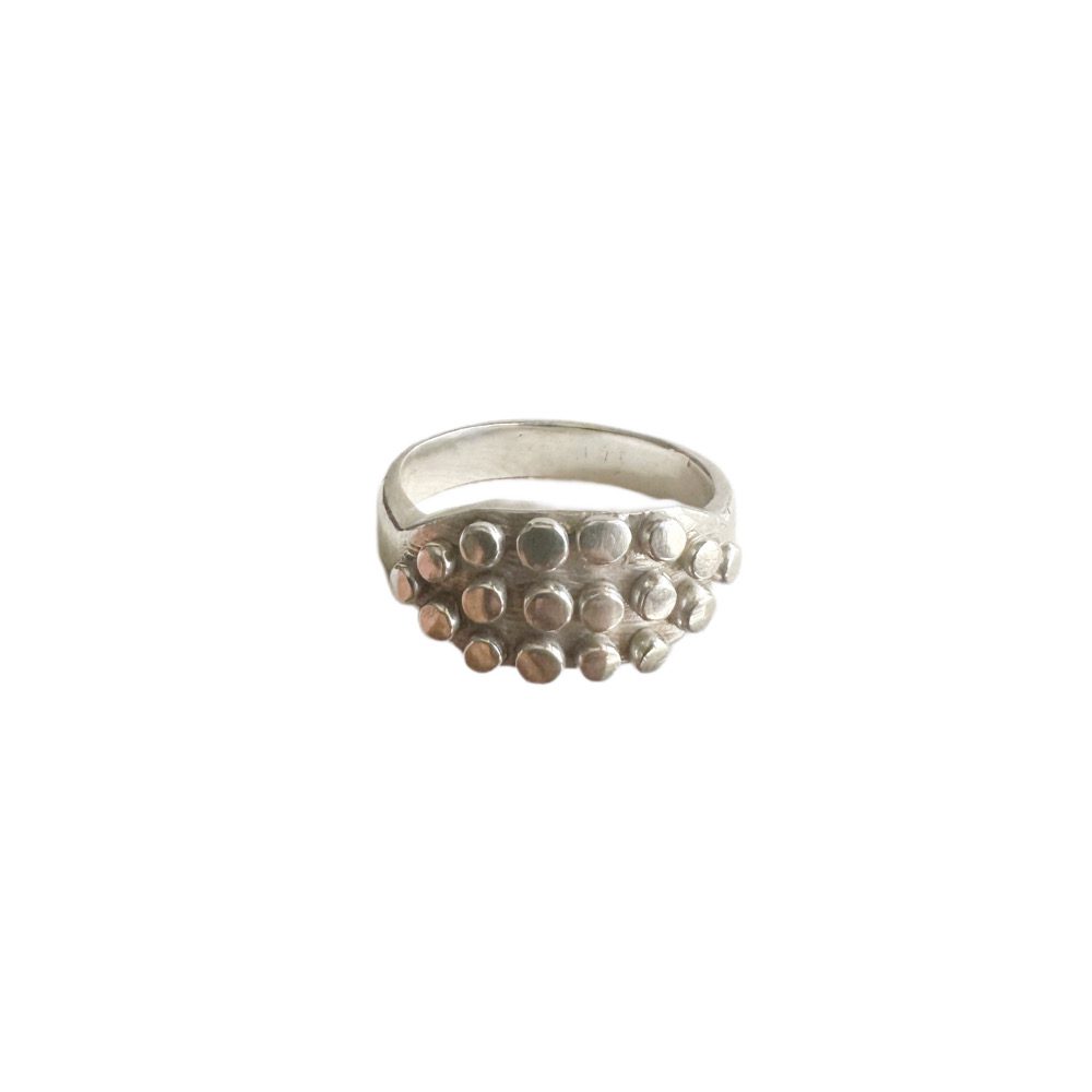 Silver Dotted Band Ring